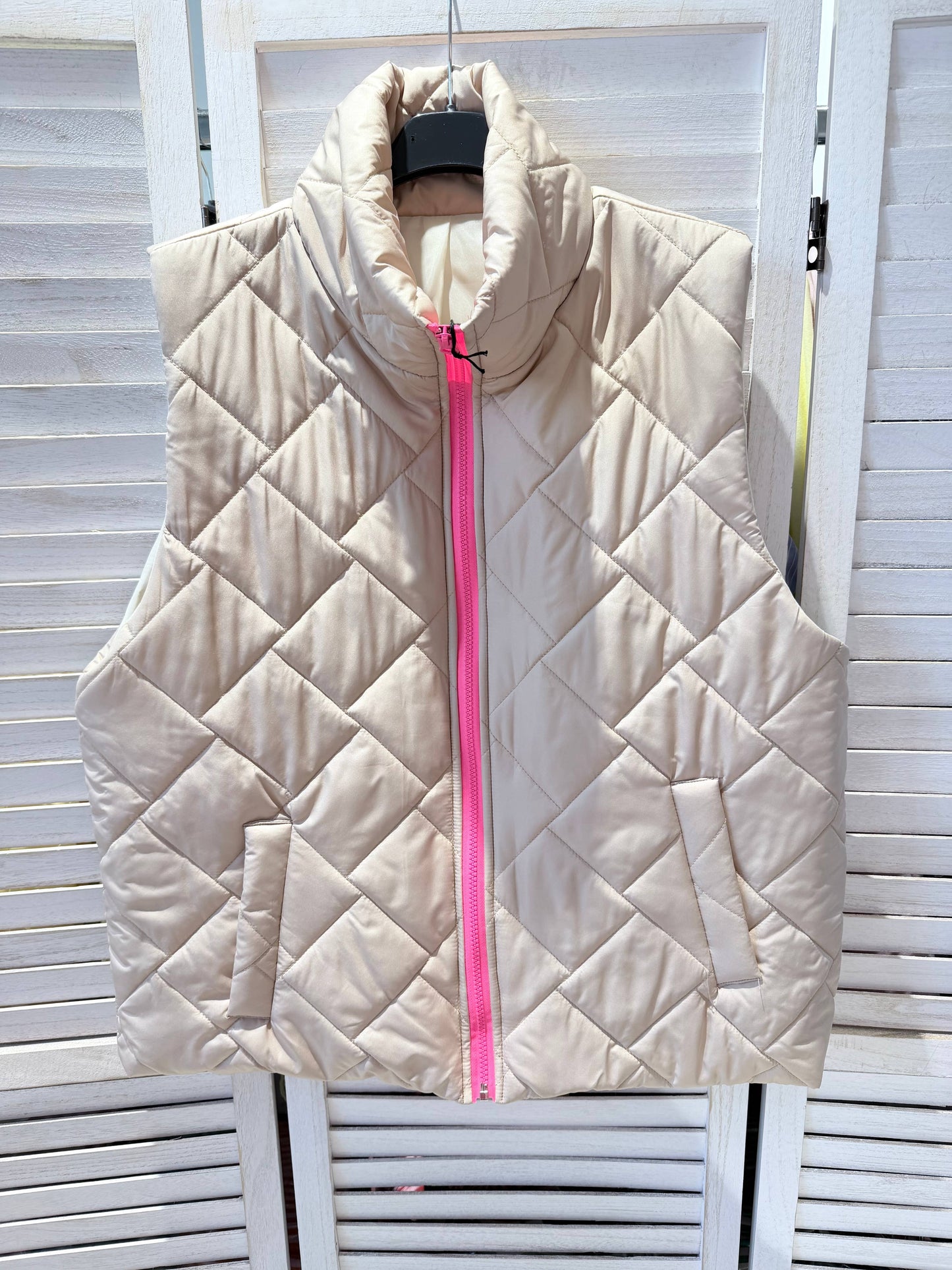 Gewatteerde jas met rits: Beige / JIJ