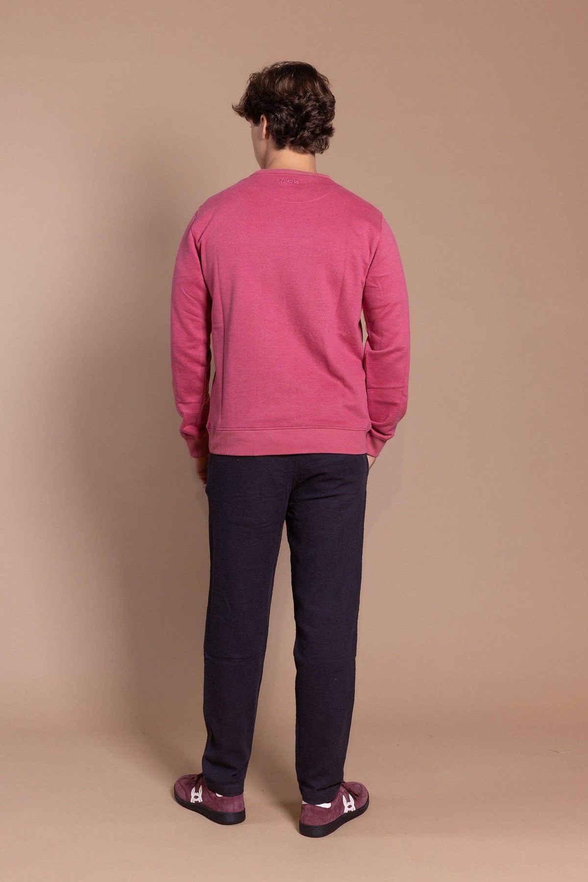 Basic sweatshirt met perziktouch kers: L