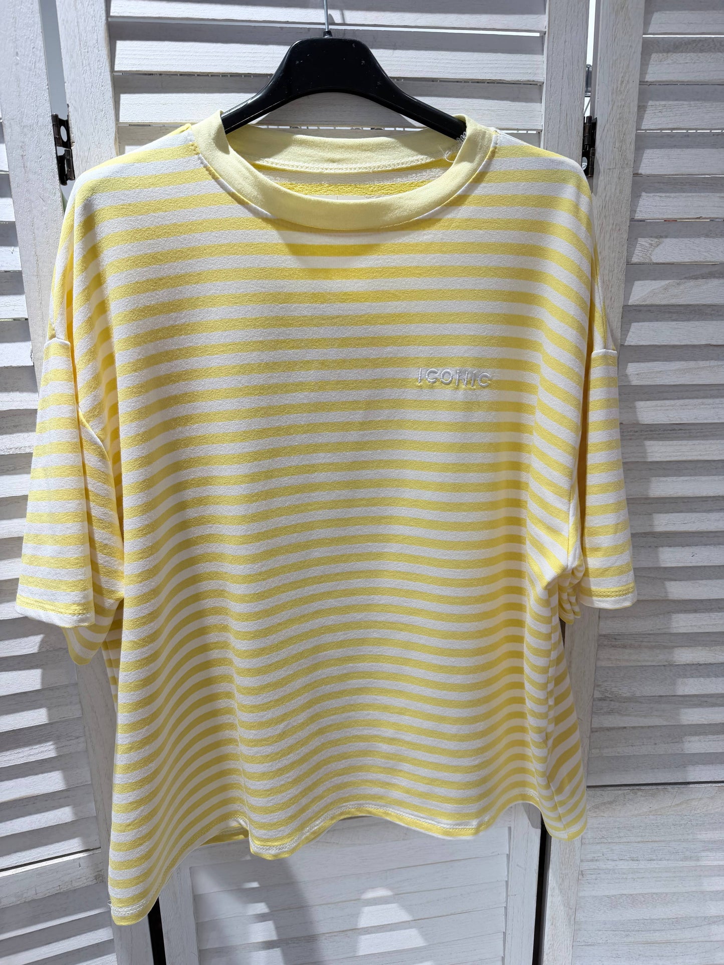 Gestreept T-shirt: Wit / JIJ