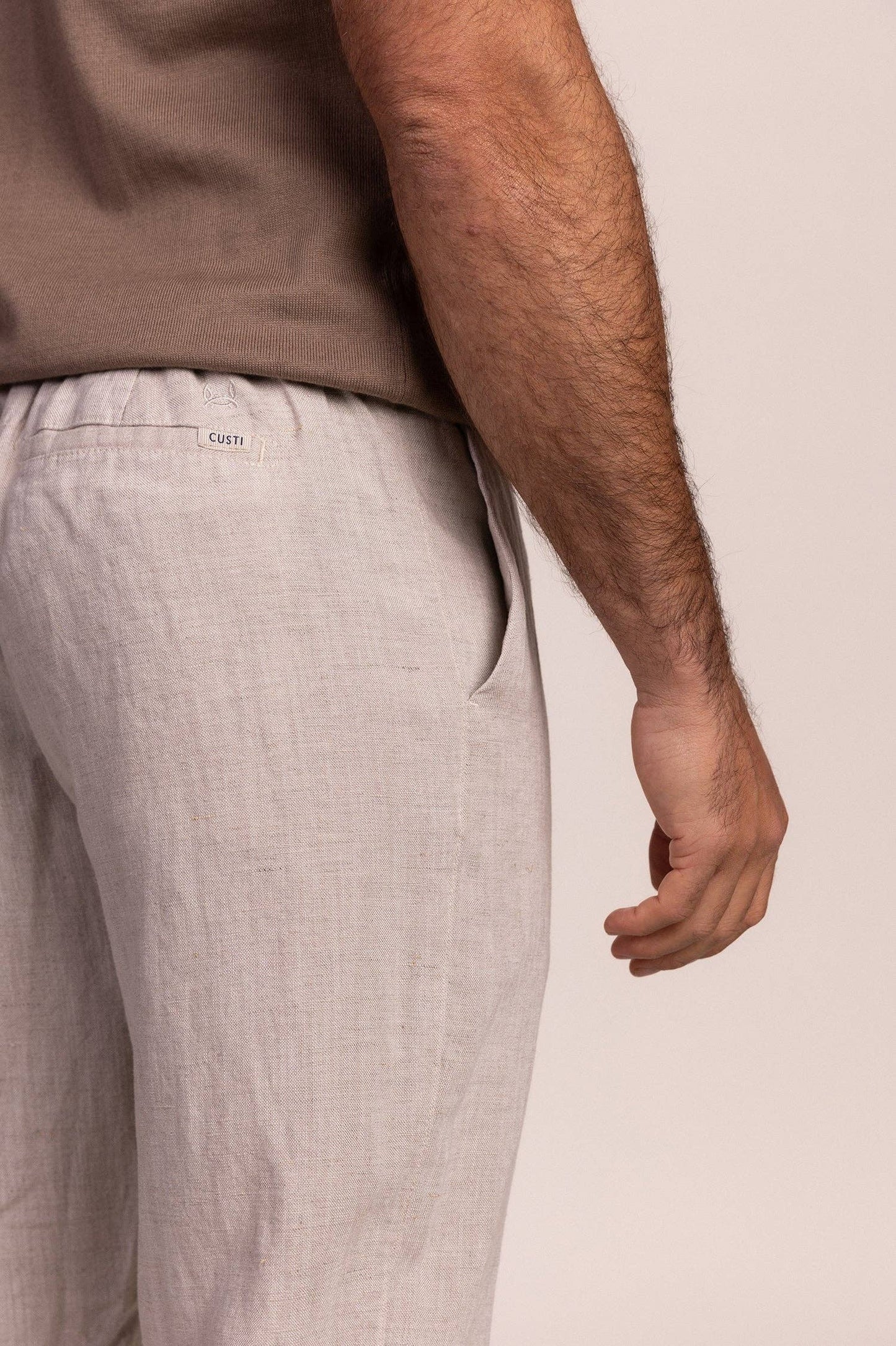 Beige linnen pantalon met plooien: 44