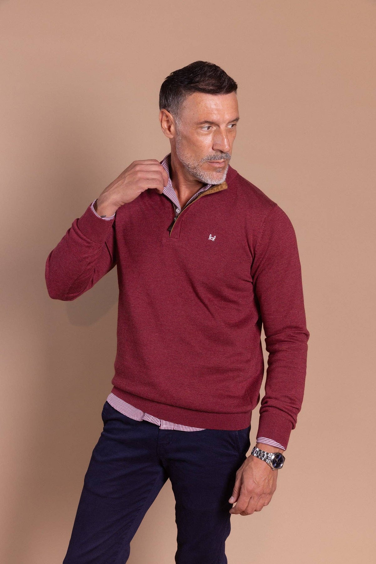 Bordeauxrode trui met halve ritssluiting: XL