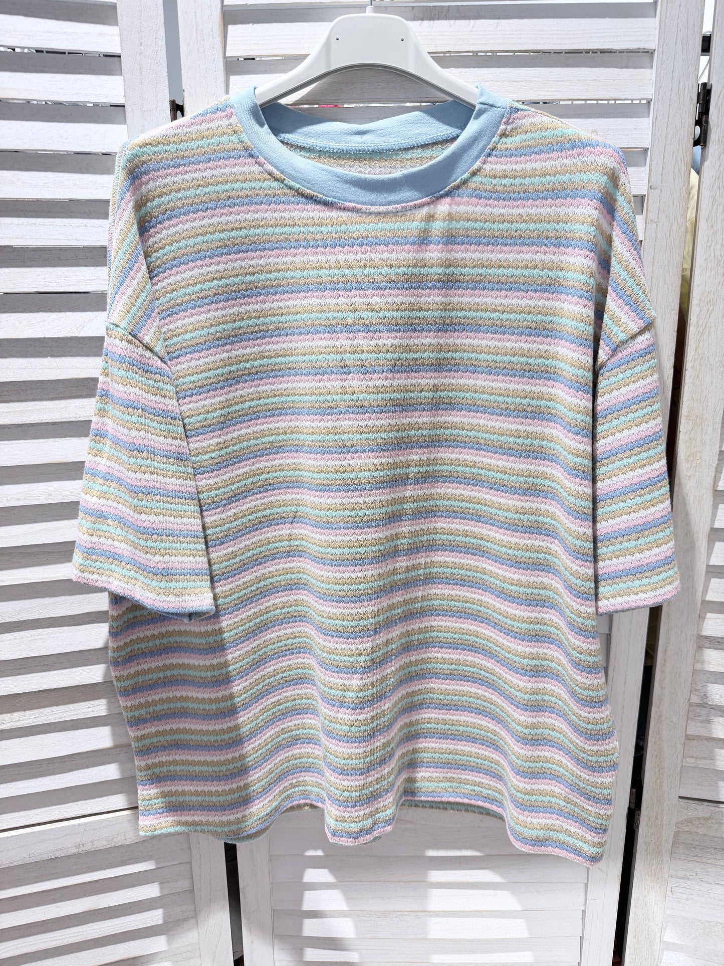 T-shirt met lichte strepen: Veelkleurig / JIJ