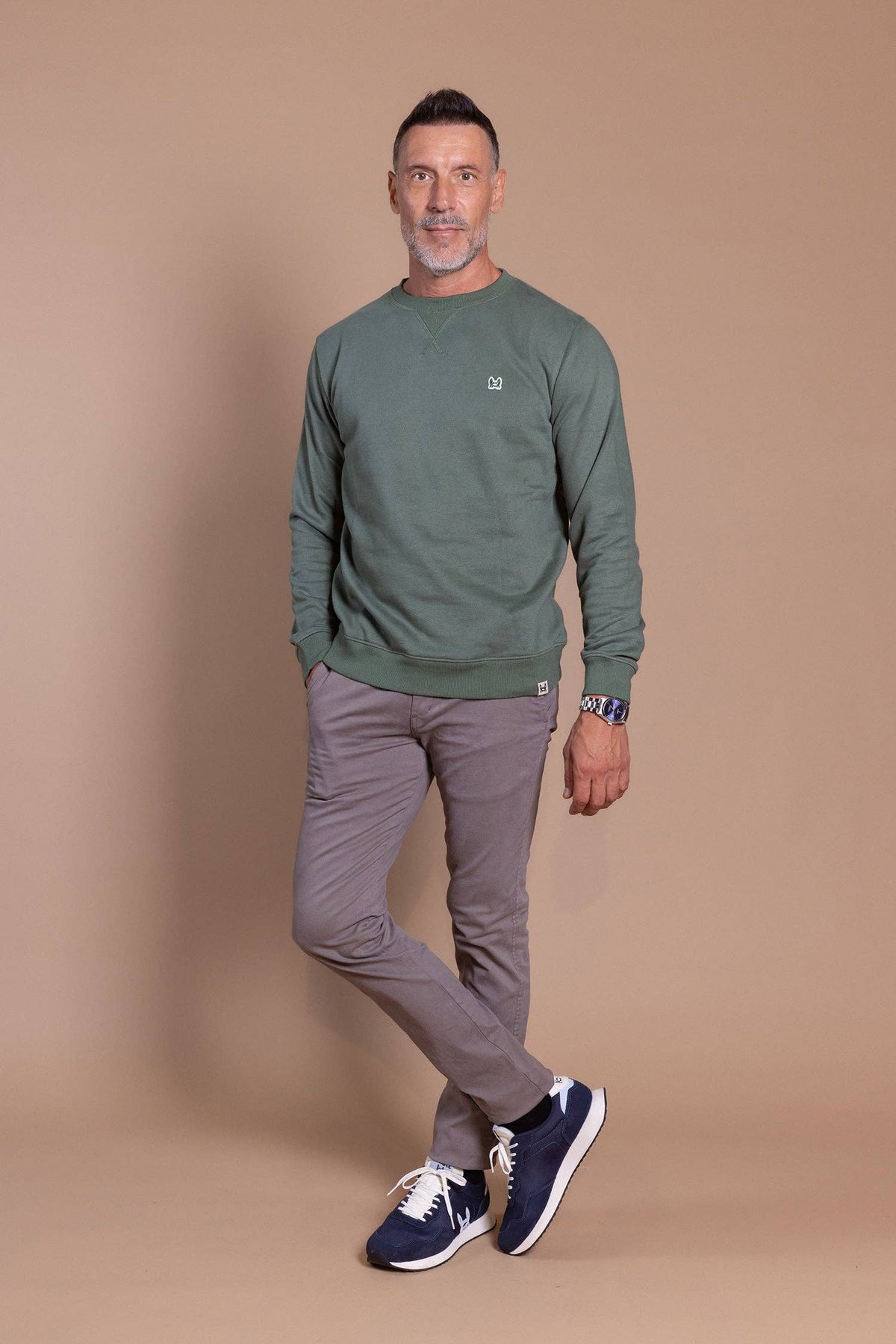 Basis-sweater met perzikgevoel — bosgroen: M