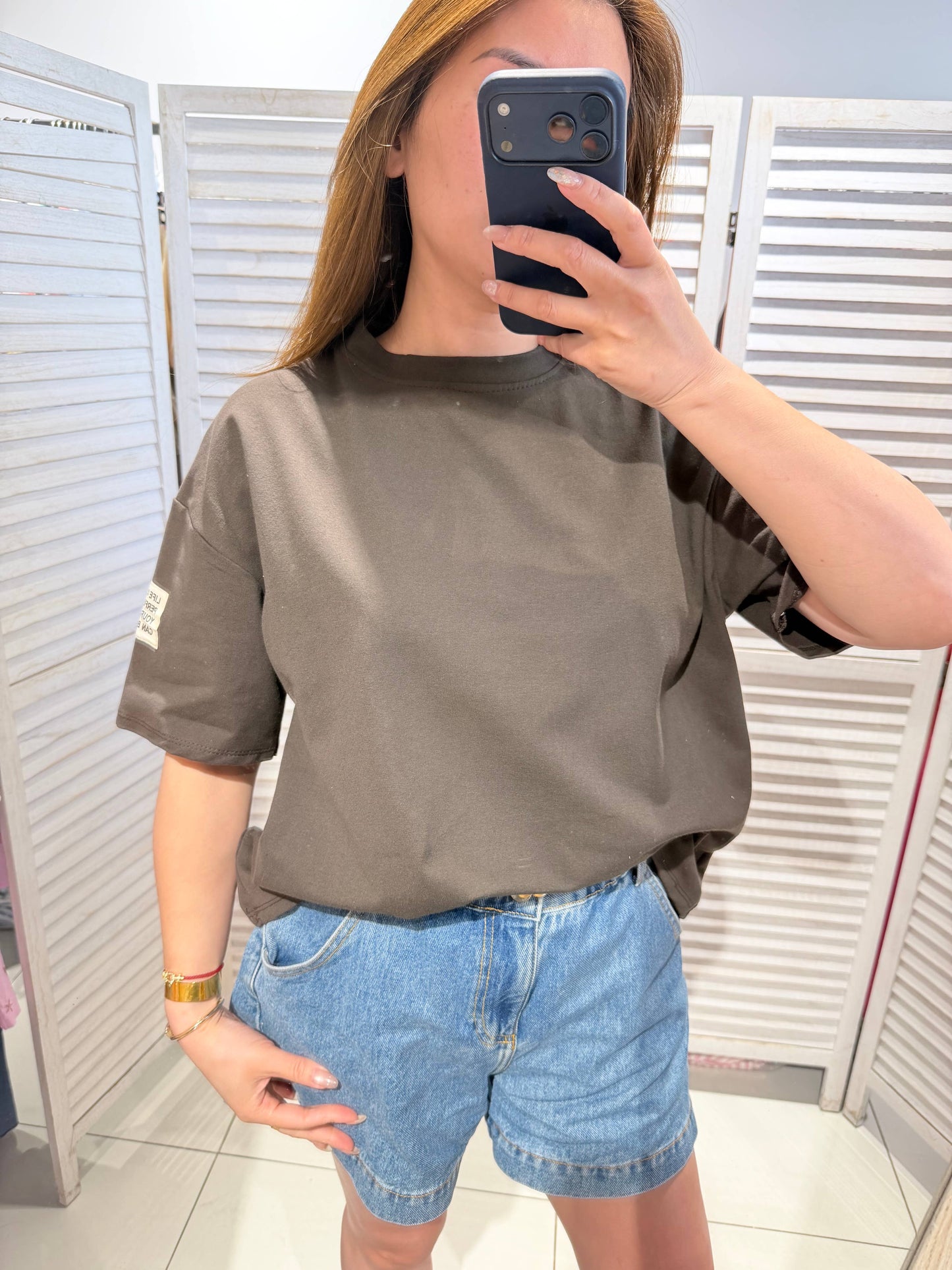 Basic T-shirt met ronde hals: Donkerbruin / JIJ